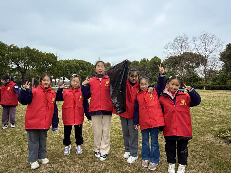 c8567569-d571-421f-b028-5e23b6ec8551.jpg