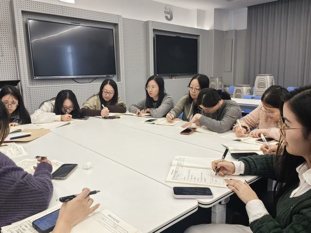 11月班主任培训  (1).jpg