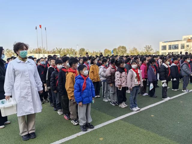 盛泽新城实验学校11月消防演练 (1).jpg