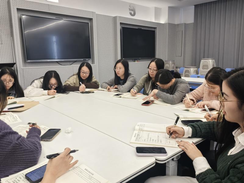 11月班主任培训  (1)(1).jpg