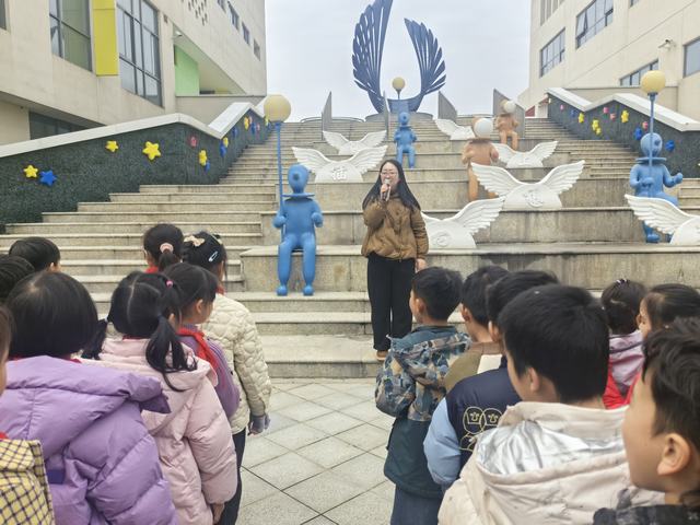 盛泽新城实验学校地震消防演练 (2).jpg 盛泽新城实验学校地震消防演练 (2).jpg