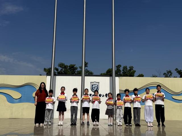 月文明班级.jpg