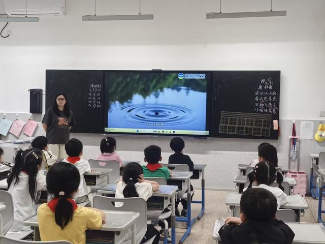 01防溺水2.jpg 01防溺水2.jpg
