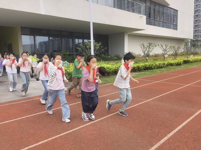 盛泽新城实验学校5月安全演练 (1).jpg 盛泽新城实验学校5月安全演练 (1).jpg